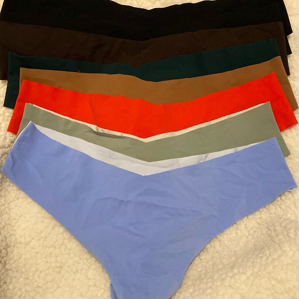 No Show Thong Underwear. 8 pairs size small